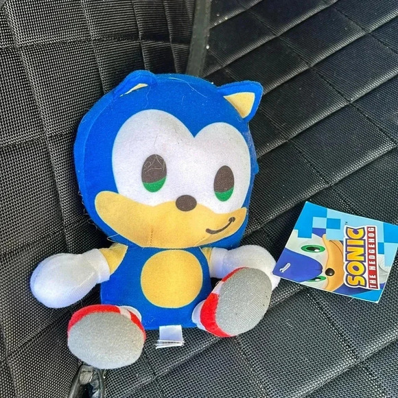 Sonic the Hedgehog Big Head Plush - Picture 1 of 2